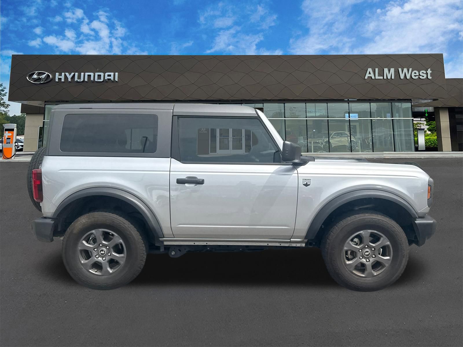 Used 2024 Ford Bronco Big Bend AWD/4WD image 4