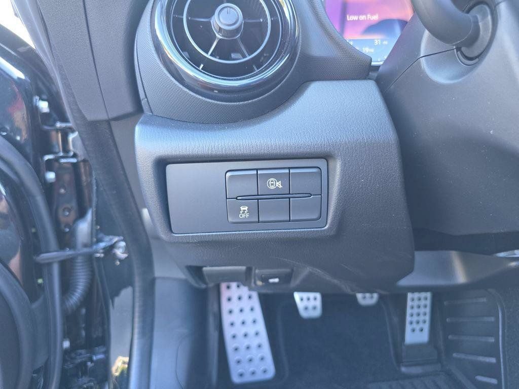 New 2026 MAZDA MX-5 Miata Sport w/ Interior Package RWD image 27