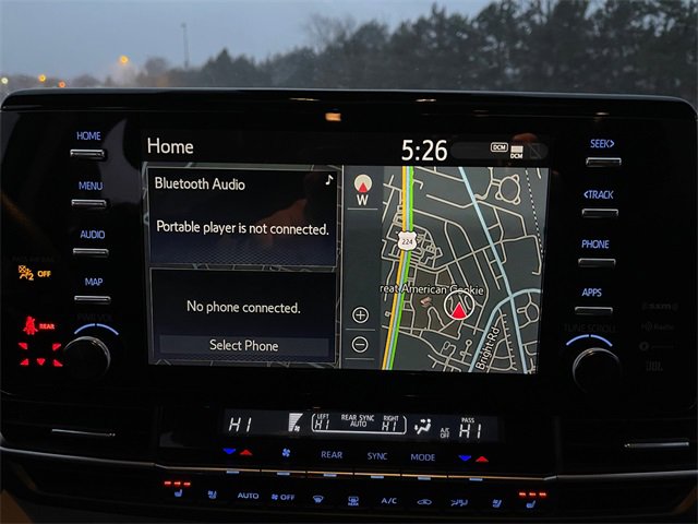 Used 2021 Toyota Sienna Platinum image 30