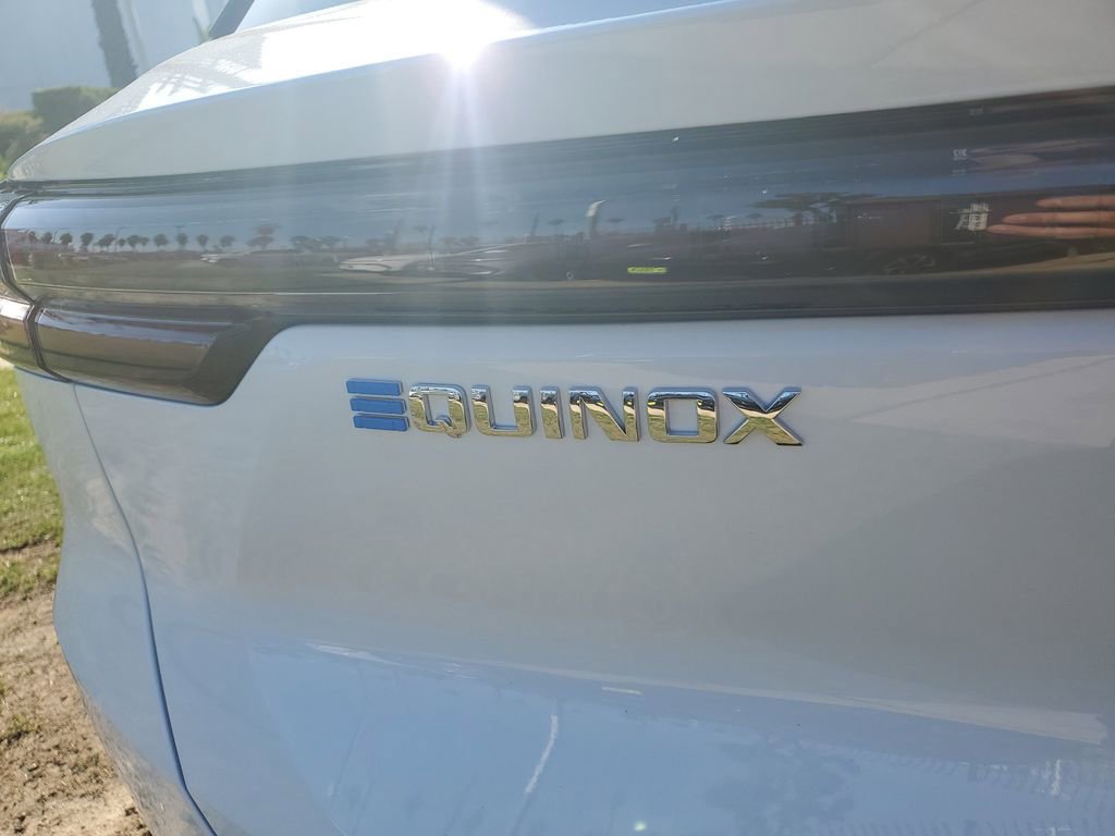 New 2026 Chevrolet Equinox EV LT image 7