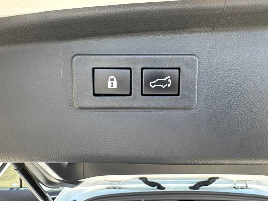 Certified 2023 Subaru Outback Touring XT AWD/4WD image 19