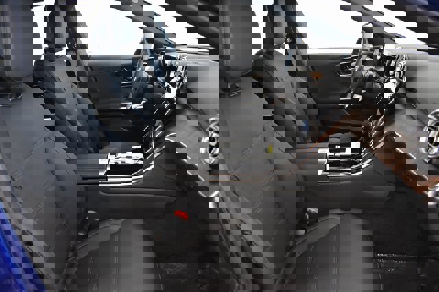 New 2026 Mercedes-Benz C 300 4MATIC Sedan image 21