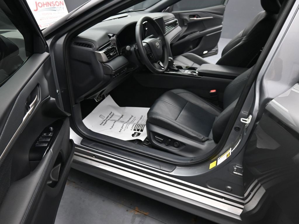 Used 2025 Toyota Camry XSE image 17