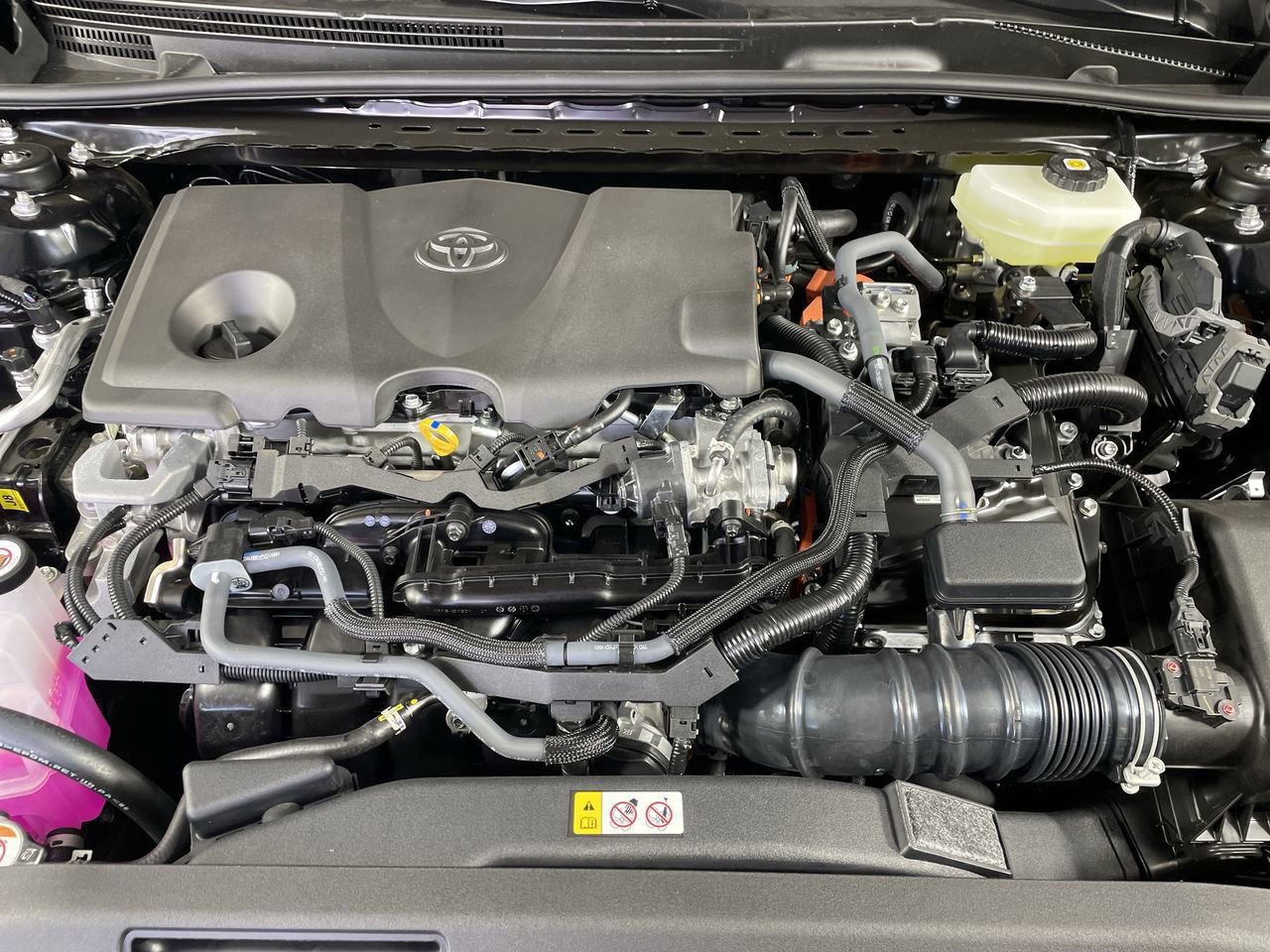 New 2026 Toyota Camry SE FWD image 10