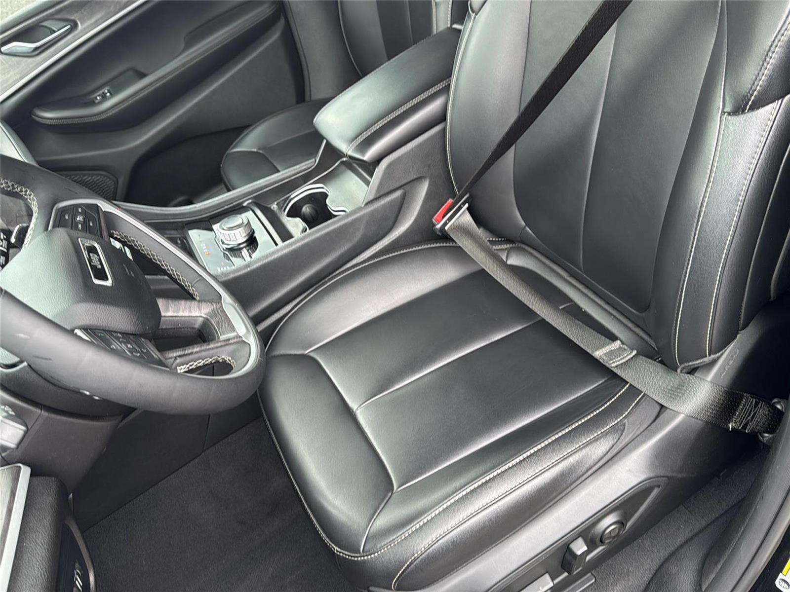 Used 2024 Jeep Grand Cherokee Limited AWD/4WD image 19