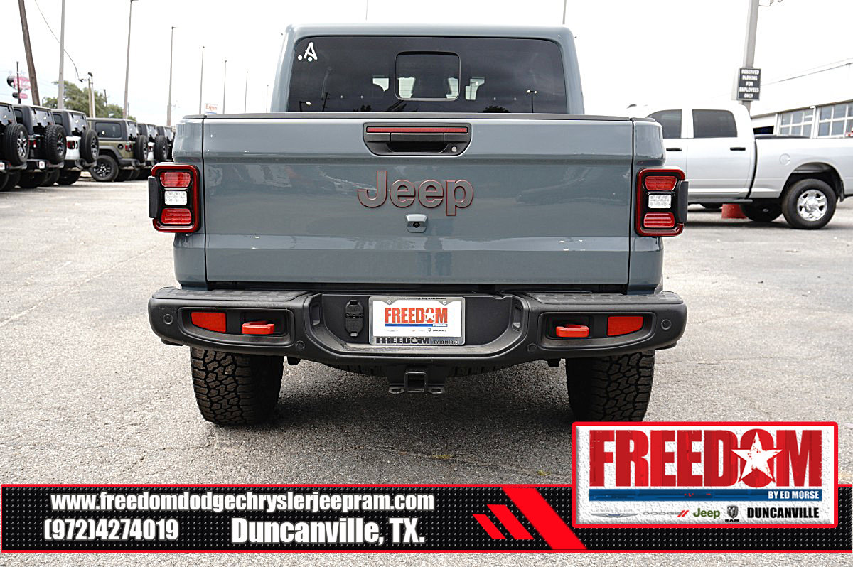 New 2026 Jeep Gladiator Rubicon AWD/4WD image 4
