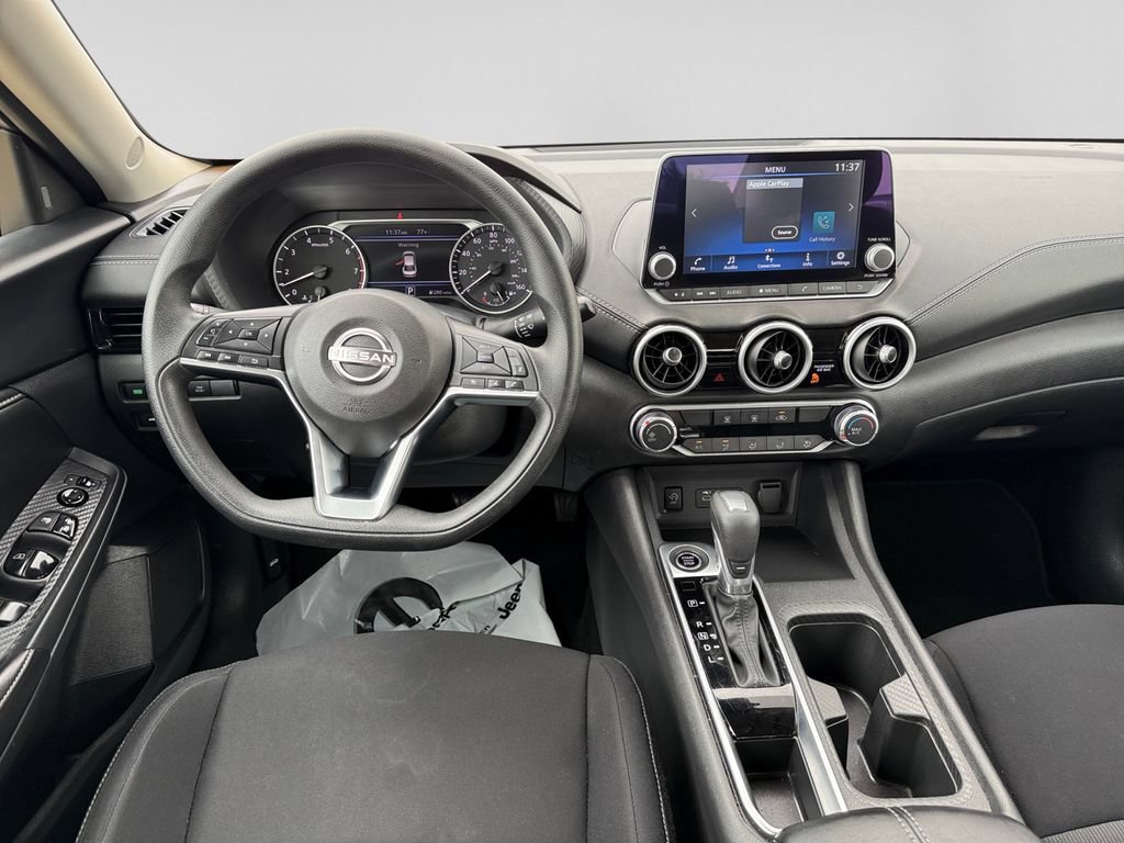 Used 2025 Nissan Sentra SV FWD image 24