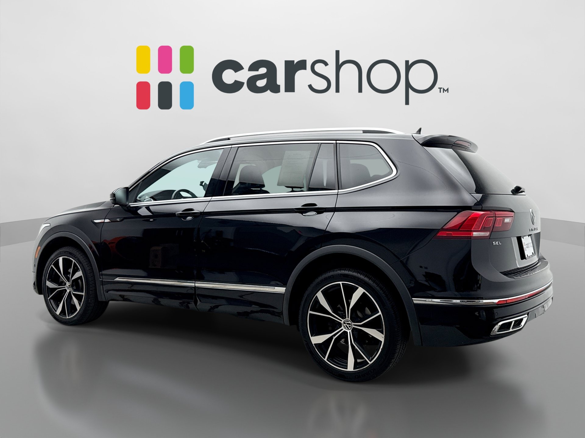 Used 2023 Volkswagen Tiguan SEL R-Line AWD/4WD image 3