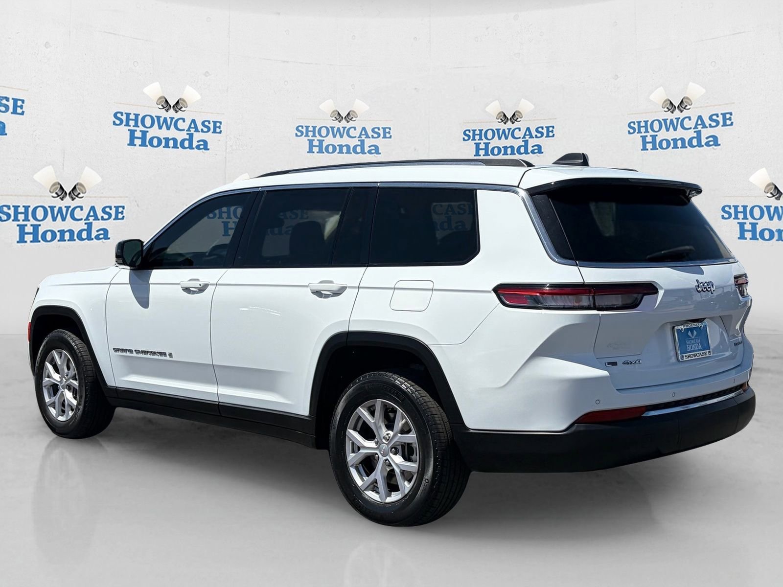 Used 2021 Jeep Grand Cherokee L Limited AWD/4WD image 5