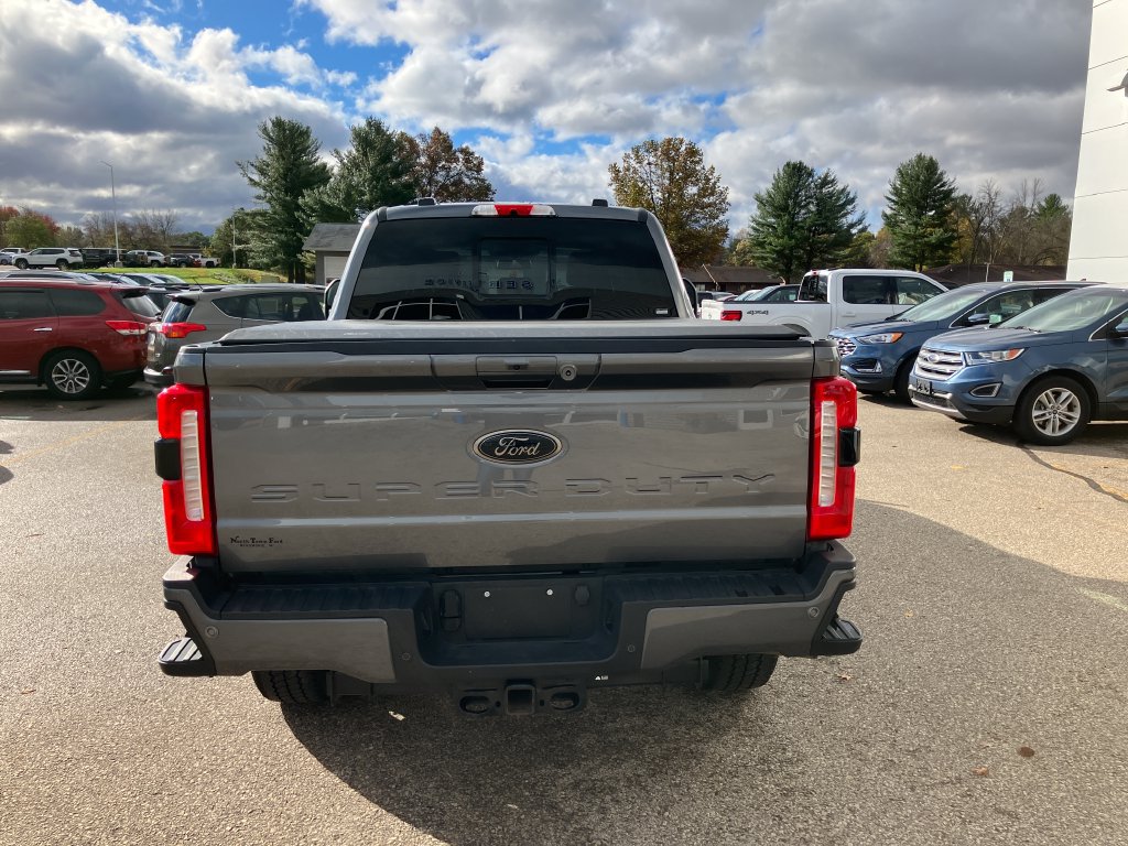 Used 2024 Ford F350 Lariat w/ Lariat Ultimate Package AWD/4WD image 9
