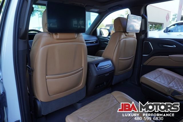 Used 2021 Cadillac Escalade ESV Premium Luxury AWD/4WD image 7