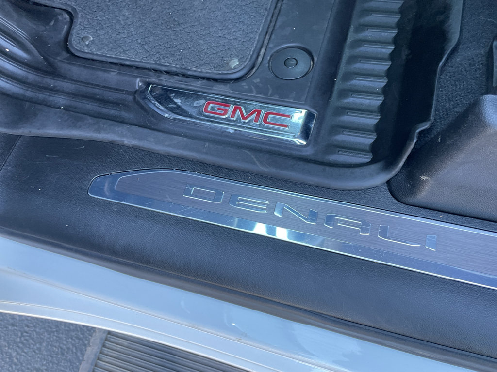 Used 2023 GMC Sierra 2500 Denali image 22