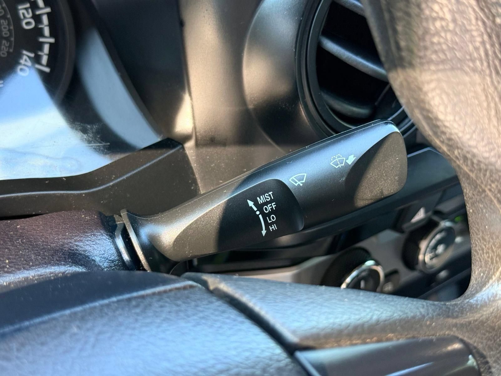 Used 2016 Toyota Tacoma SR AWD/4WD image 27