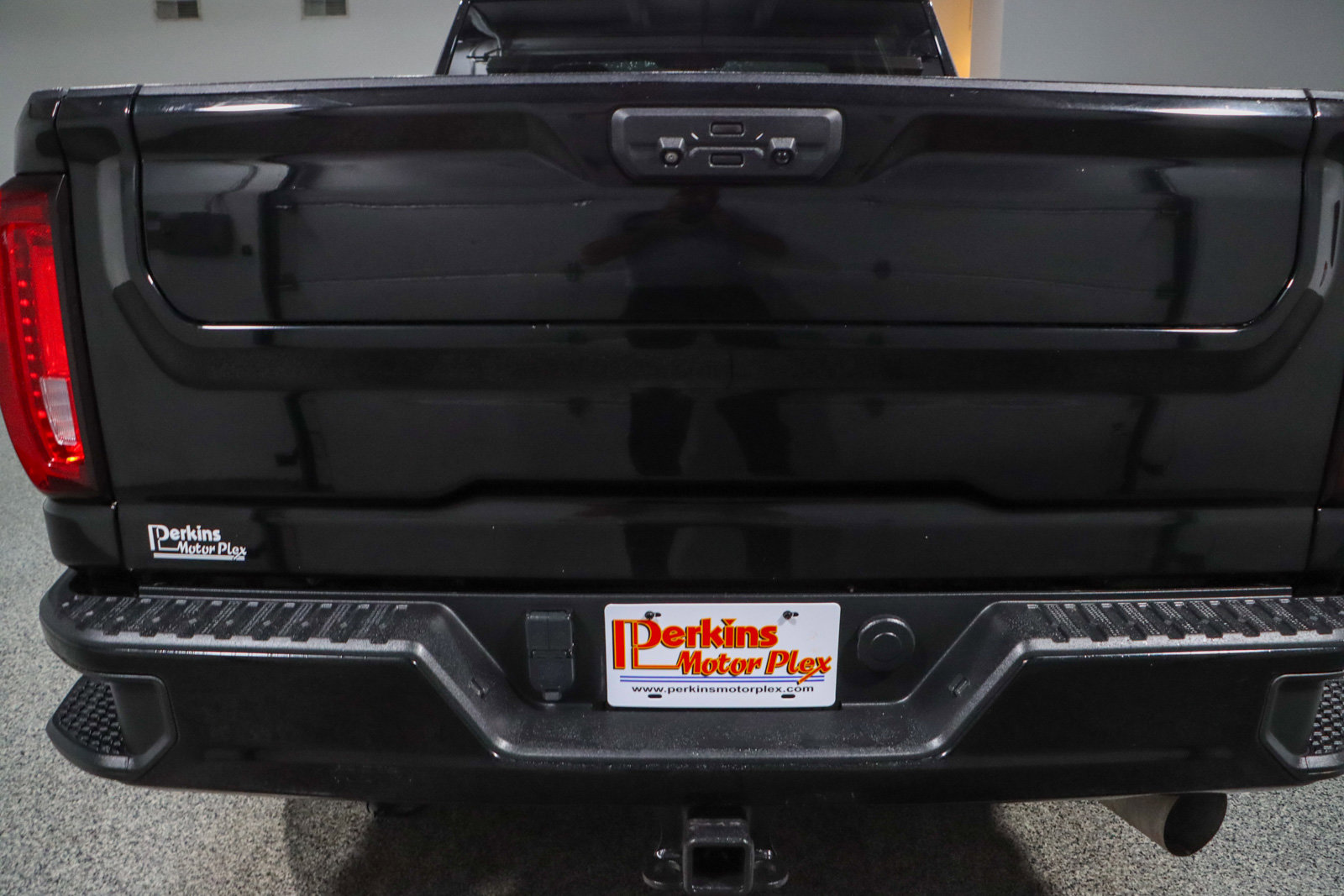 Used 2022 GMC Sierra 2500 AT4 w/ Gooseneck/5TH Wheel Package image 8