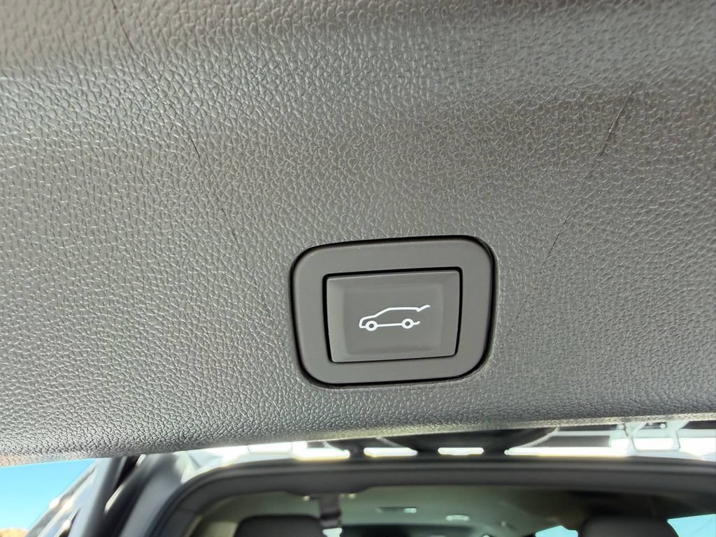New 2026 GMC Yukon Elevation AWD/4WD image 21