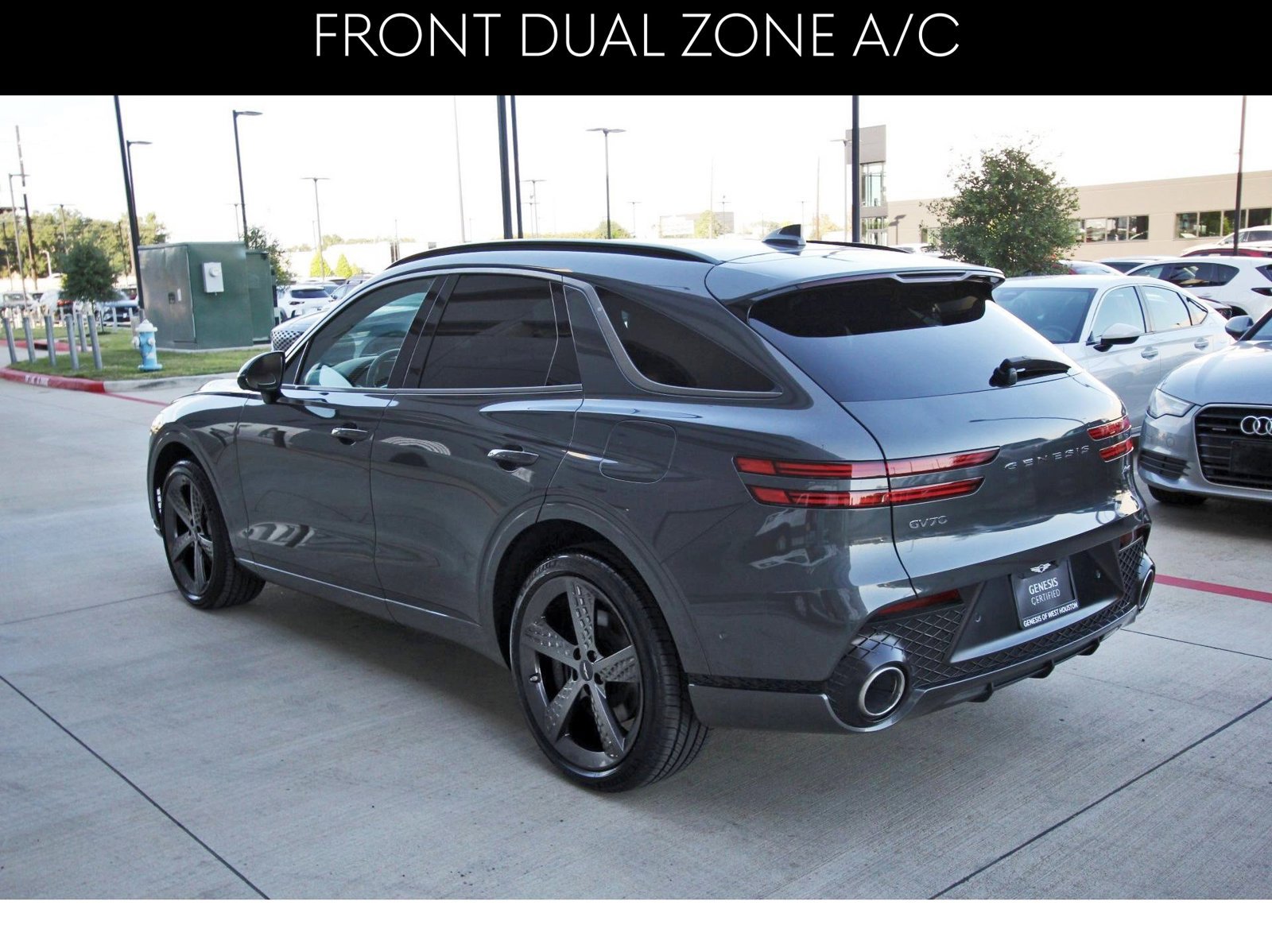 Used 2023 Genesis GV70 2.5T w/ Sport Prestige Package AWD/4WD image 6