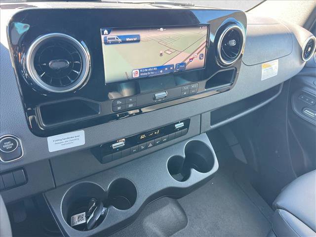 New 2025 Mercedes-Benz Sprinter 3500 image 12