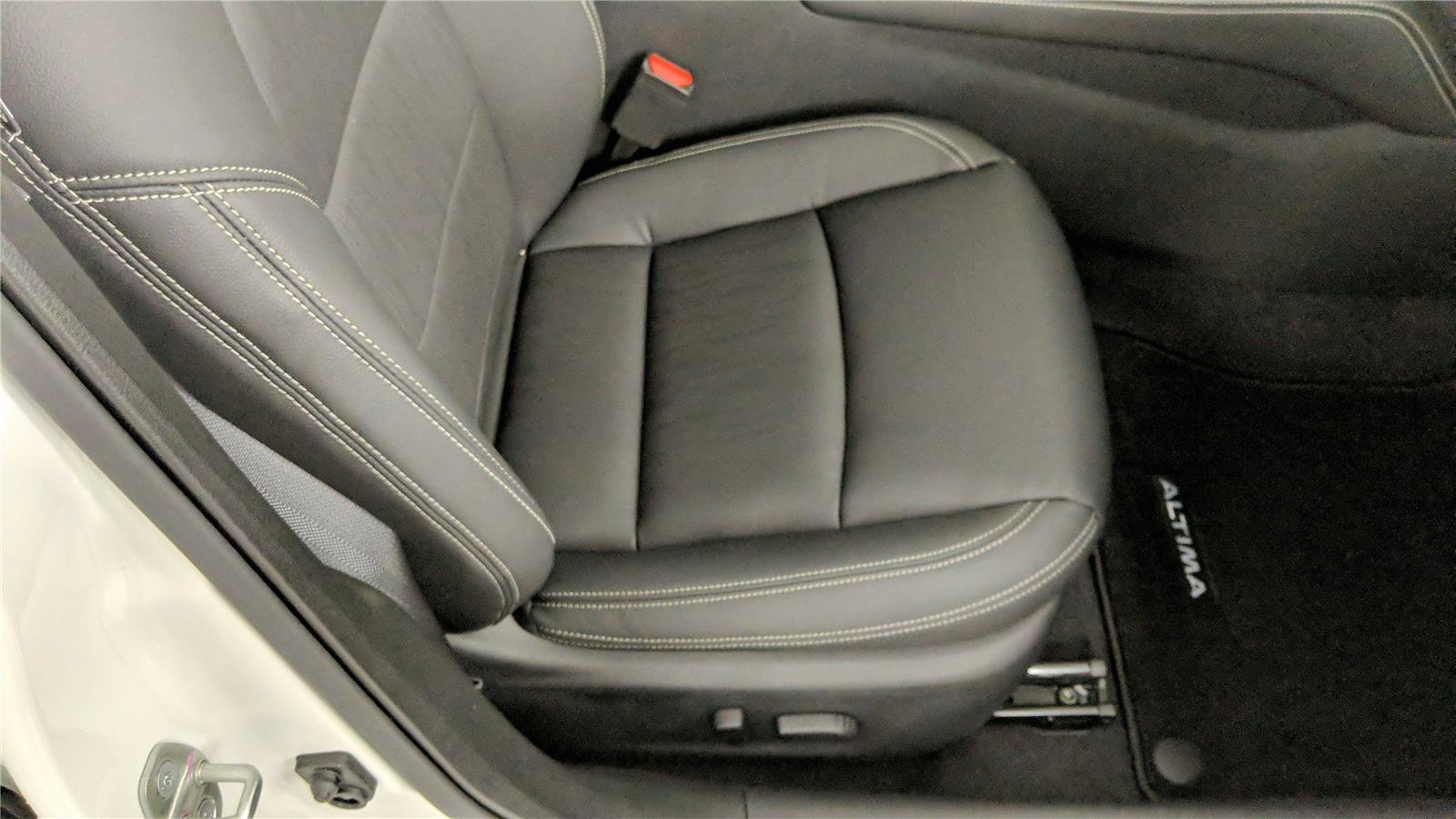 Used 2021 Nissan Altima 2.5 SL FWD image 26