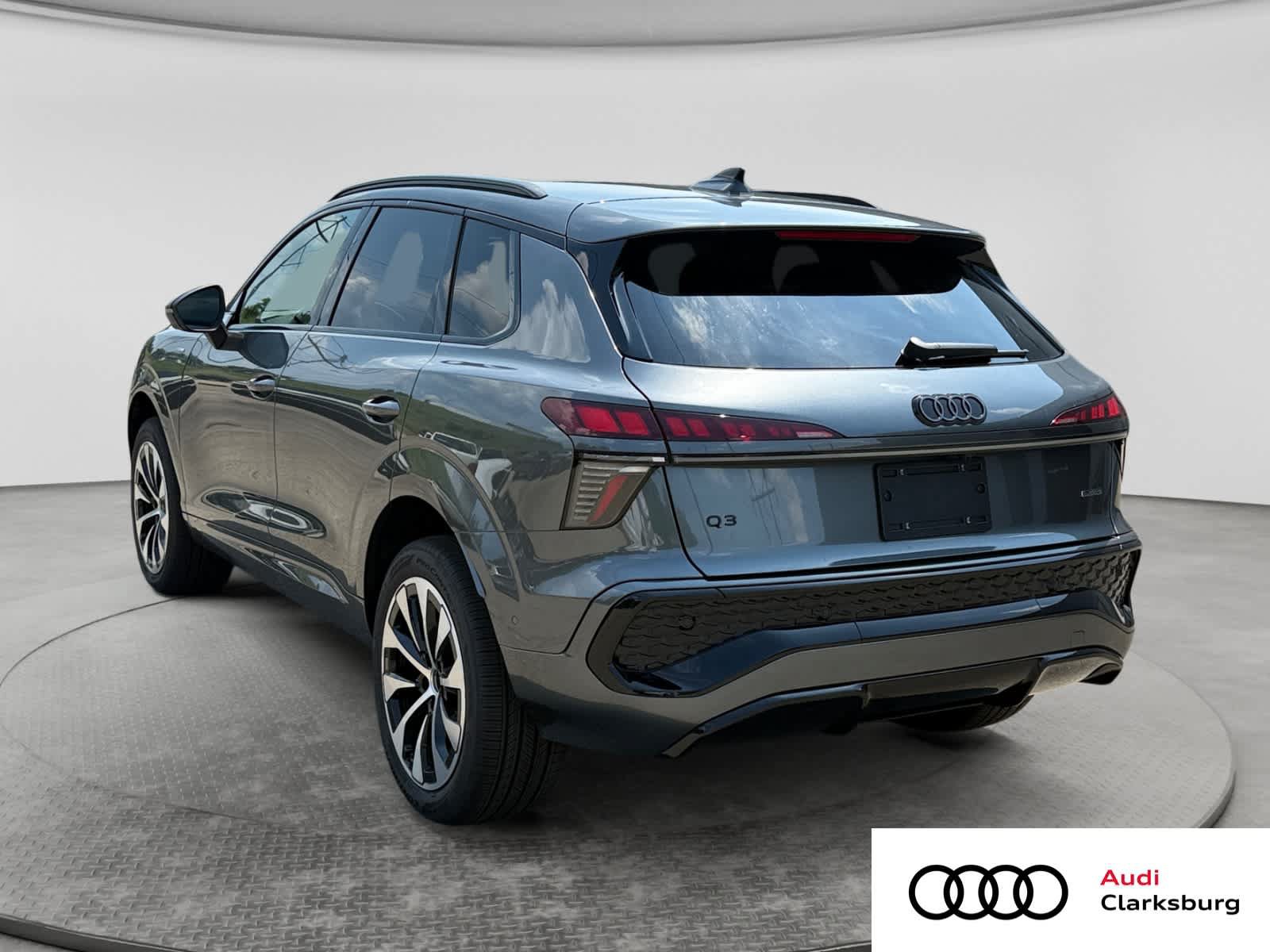 New 2026 Audi Q3 quattro 2.0T AWD/4WD image 7