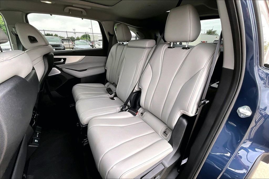 Certified 2026 Acura MDX FWD w/ Technology Package image 33