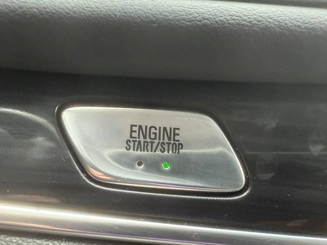 Used 2020 Buick Enclave Essence FWD image 21