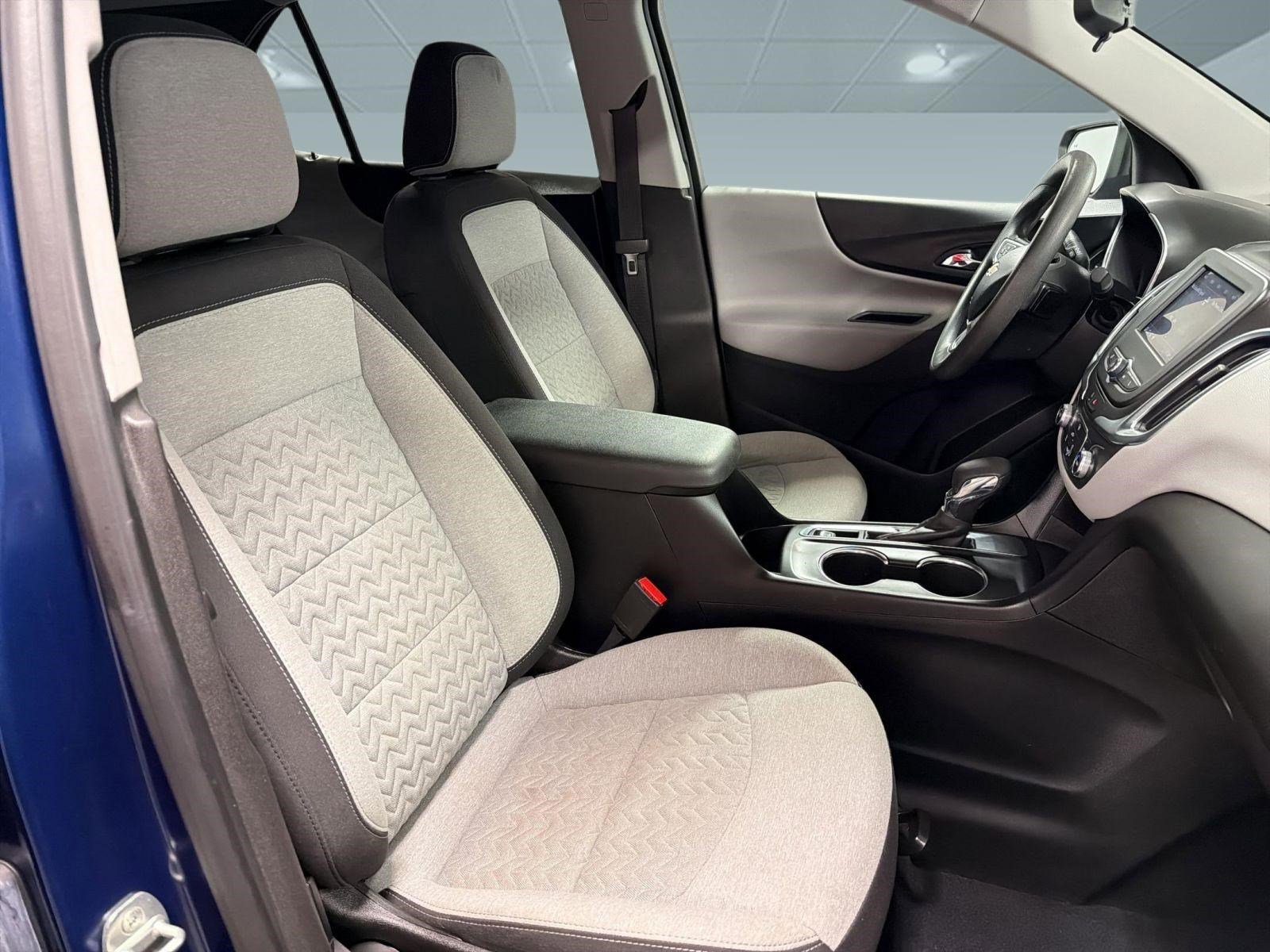 Used 2022 Chevrolet Equinox LS FWD image 31