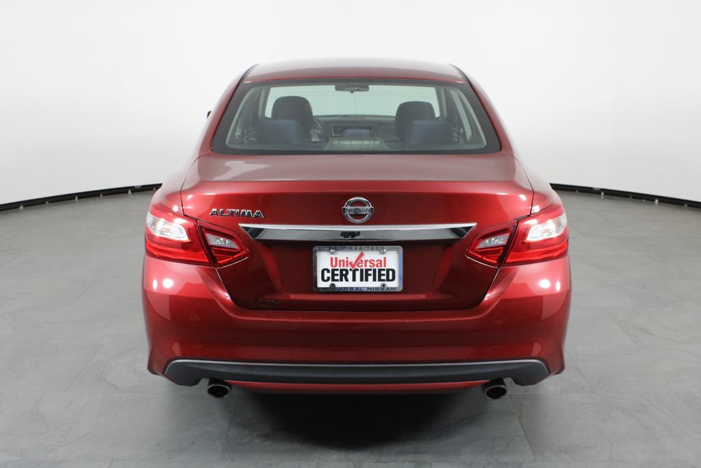 Used 2016 Nissan Altima 2.5 S w/ Power Driver Seat Package FWD image 10