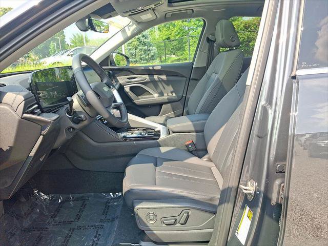 Certified 2025 Audi Q5 Premium w/ Convenience Package AWD/4WD image 14