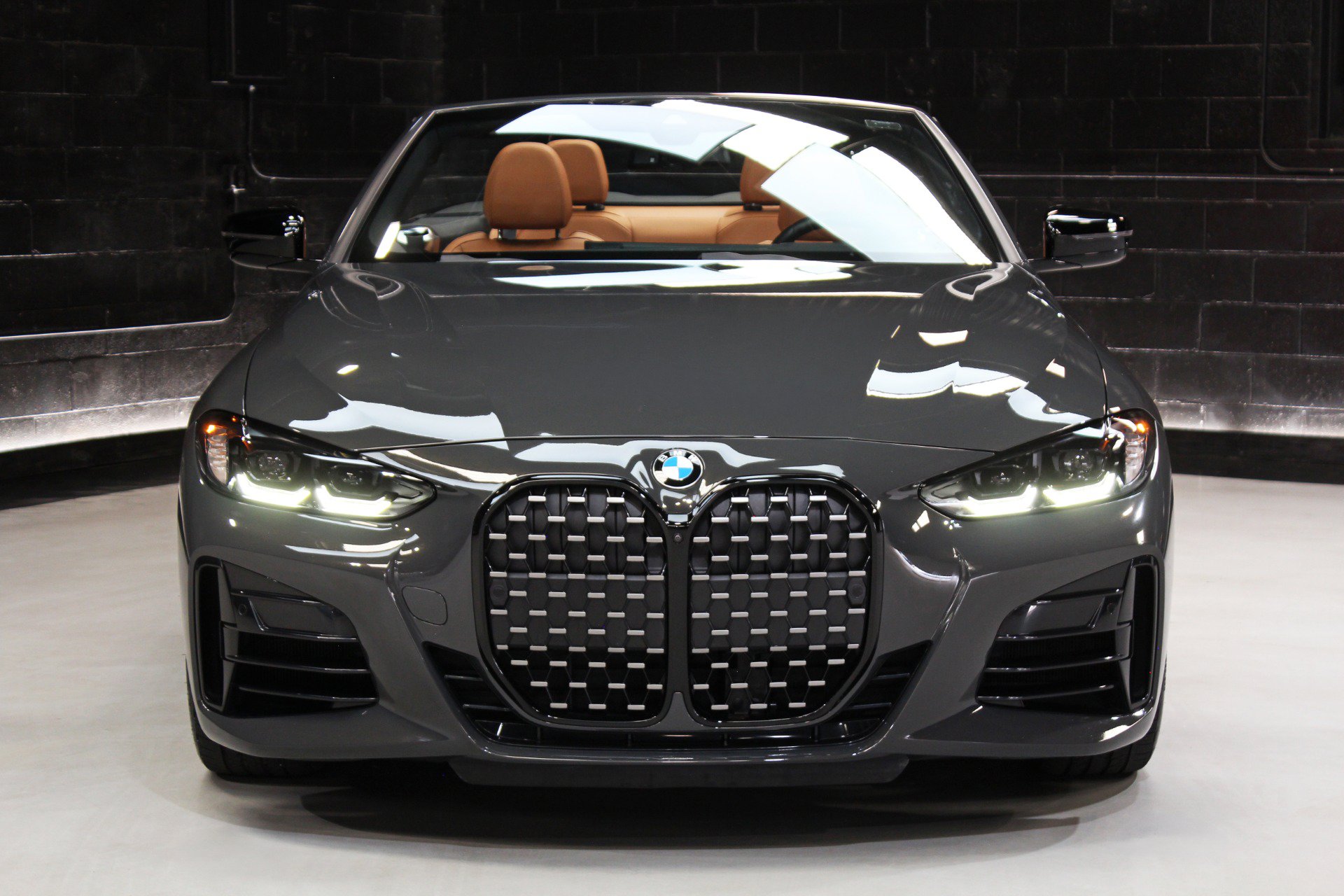 Used 2024 BMW M440i Convertible w/ Premium Package RWD image 10