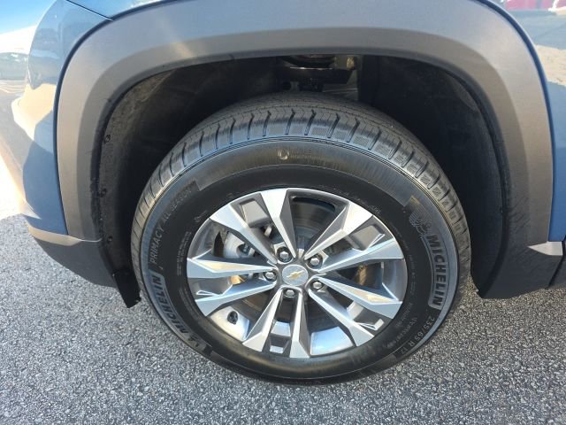 New 2026 Chevrolet Equinox LT image 12