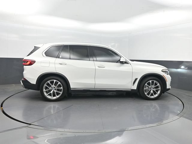 Used 2023 BMW X5 xDrive40i w/ Premium Package AWD/4WD image 37