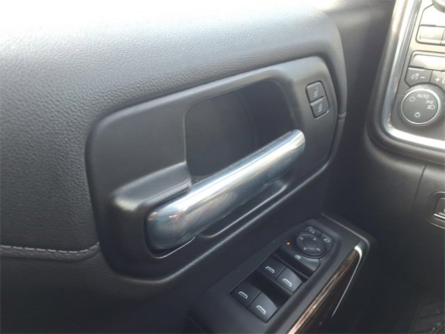 Used 2020 GMC Sierra 1500 SLE w/ SLE Value Package image 24