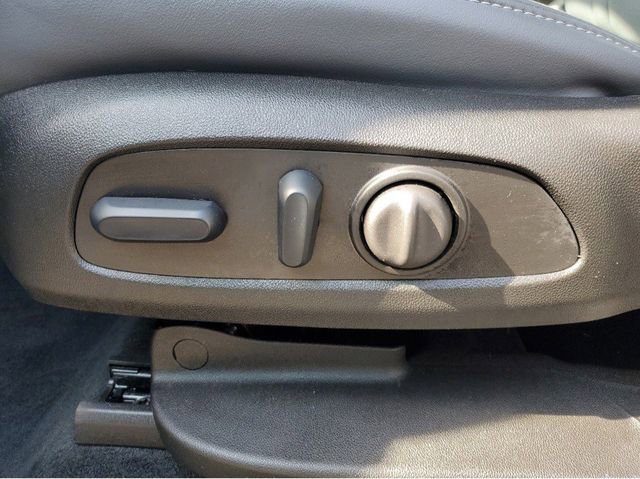 Used 2024 Buick Enclave Essence w/ Sport Touring Edition FWD image 22