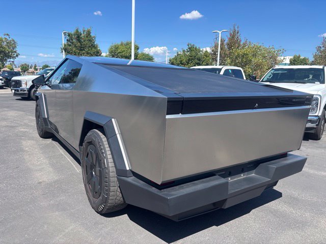 Used 2024 Tesla Cybertruck AWD Crew Cab image 3