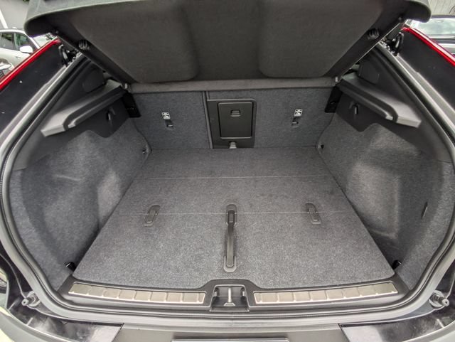 Certified 2023 Volvo C40 P8 Recharge Ultimate AWD/4WD image 28