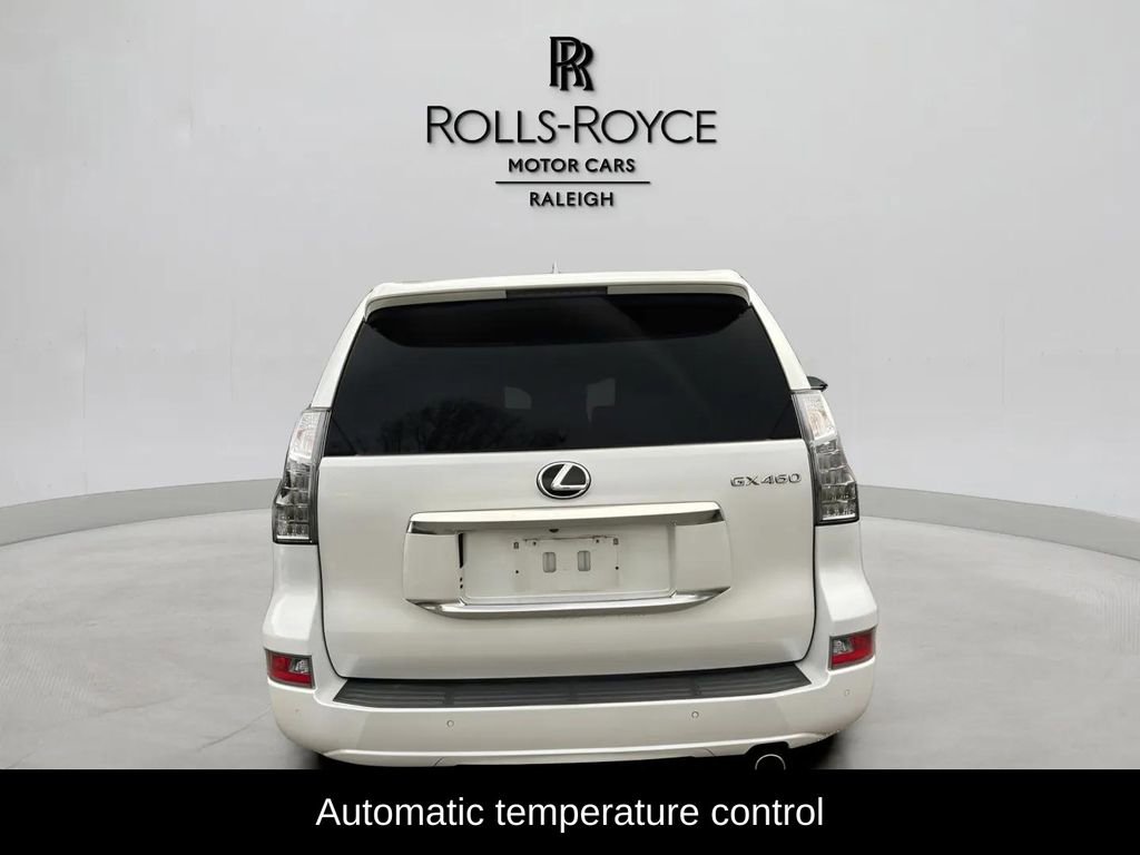 Used 2023 Lexus GX 460 Luxury w/ Accessory Package image 6