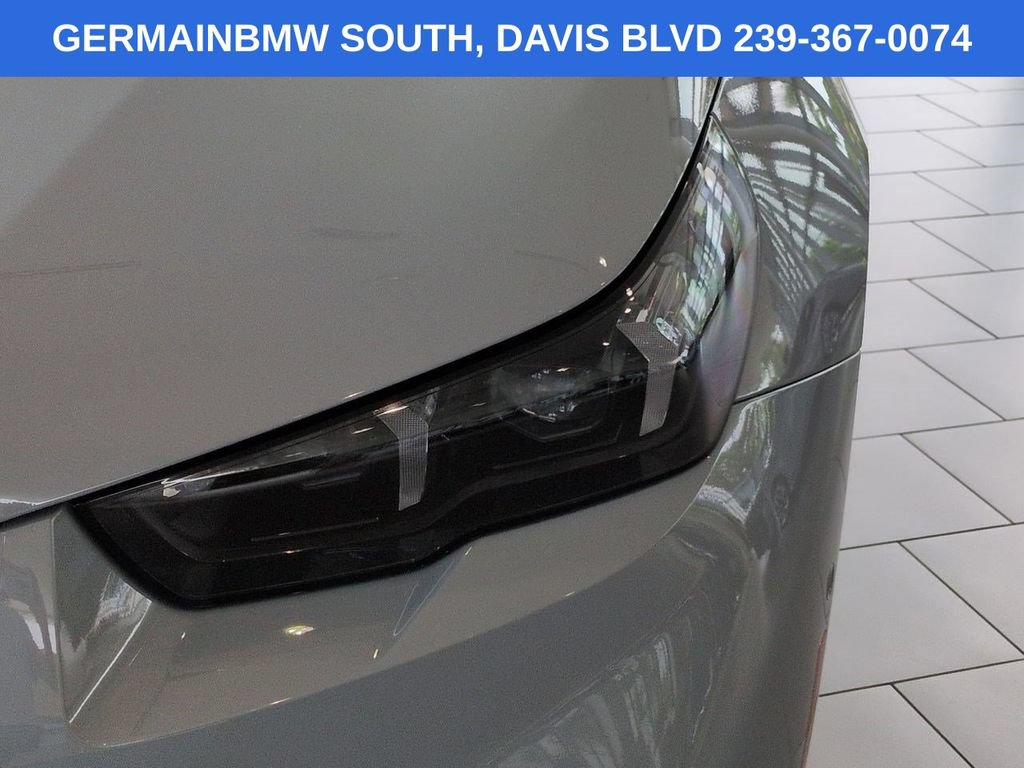 Certified 2025 BMW M5 w/ Carbon Package AWD/4WD image 11