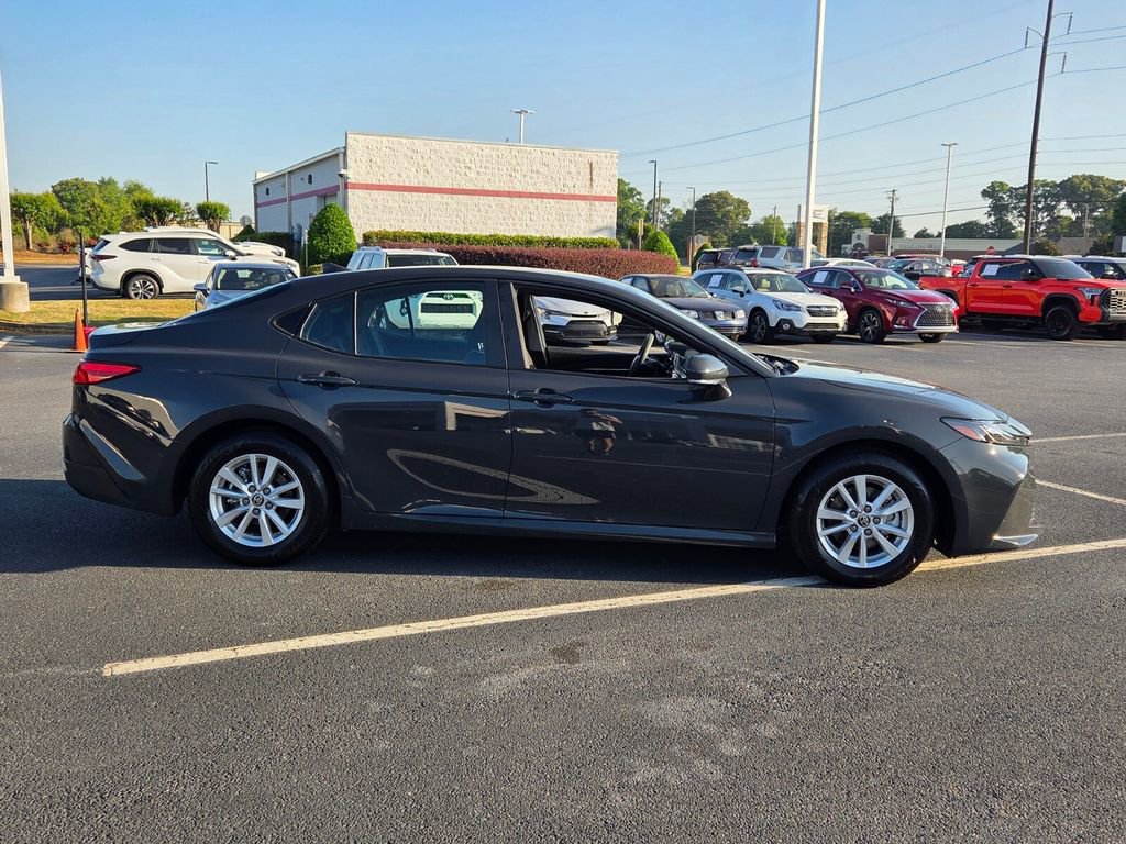 Used 2025 Toyota Camry LE FWD image 15