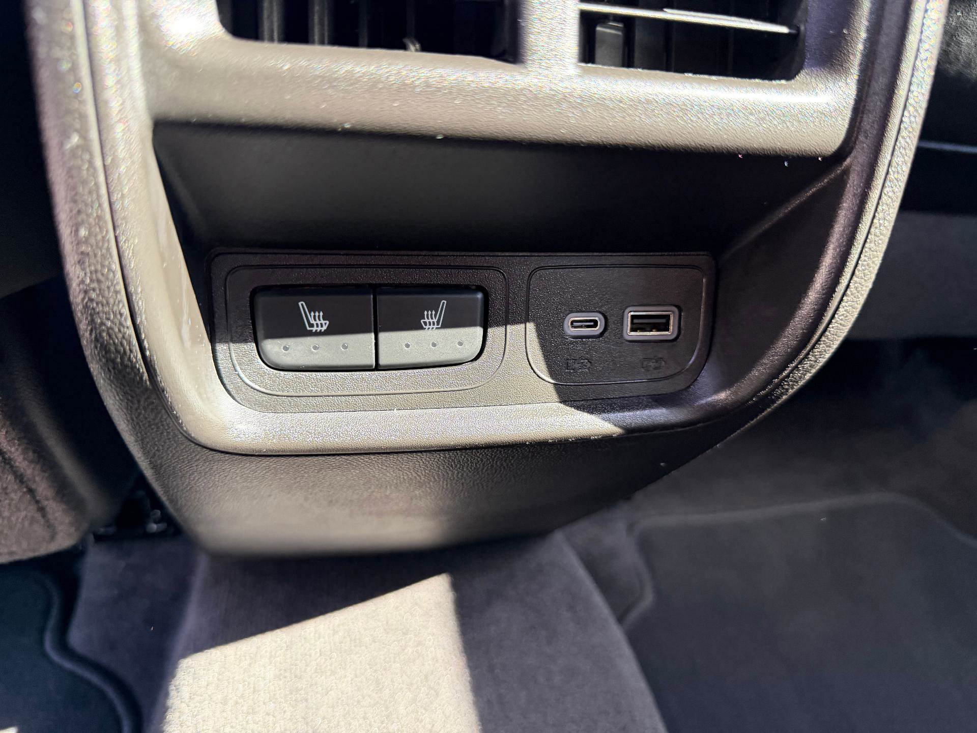 Certified 2025 Cadillac XT4 Premium Luxury w/ Cold Weather Package image 24