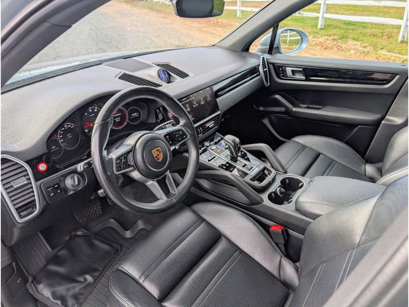 Used 2020 Porsche Cayenne image 19