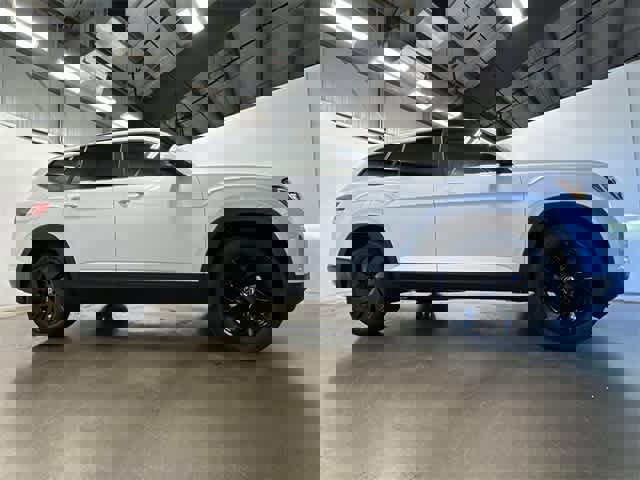 New 2026 Volkswagen Atlas SE image 3