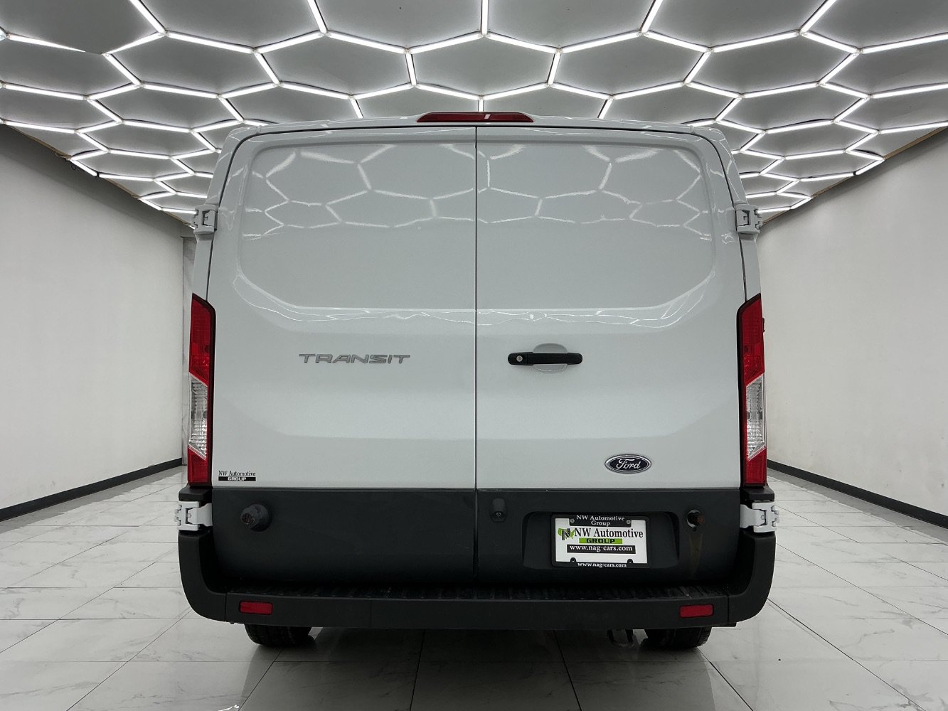 Used 2021 Ford Transit 250 Low Roof RWD image 10