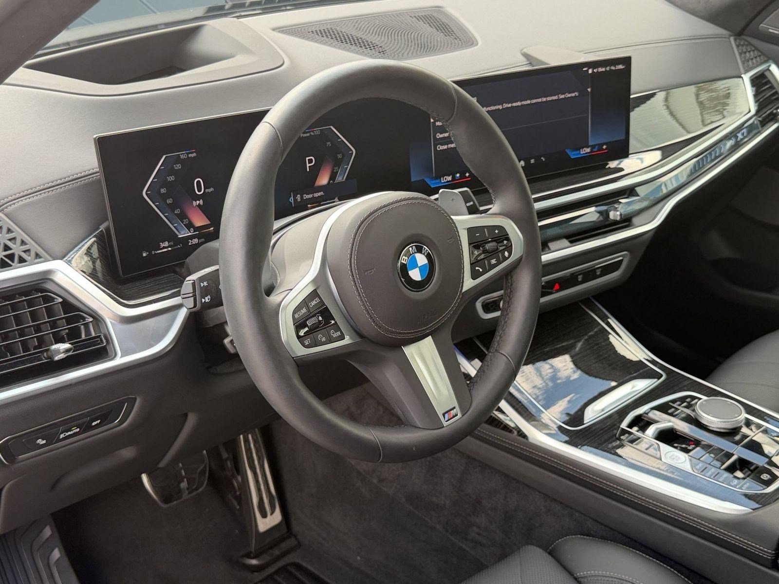 Used 2026 BMW X7 xDrive40i w/ M Sport Package AWD/4WD image 4