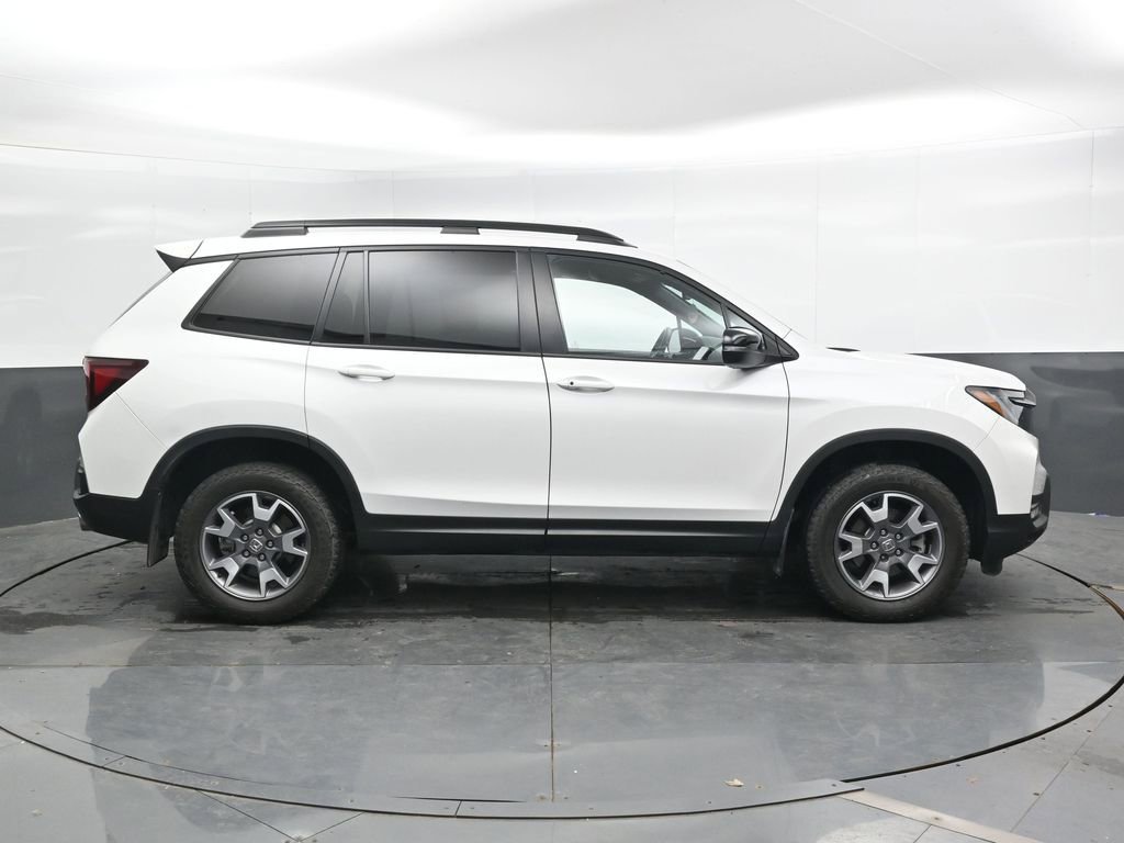 Used 2022 Honda Passport TrailSport image 5