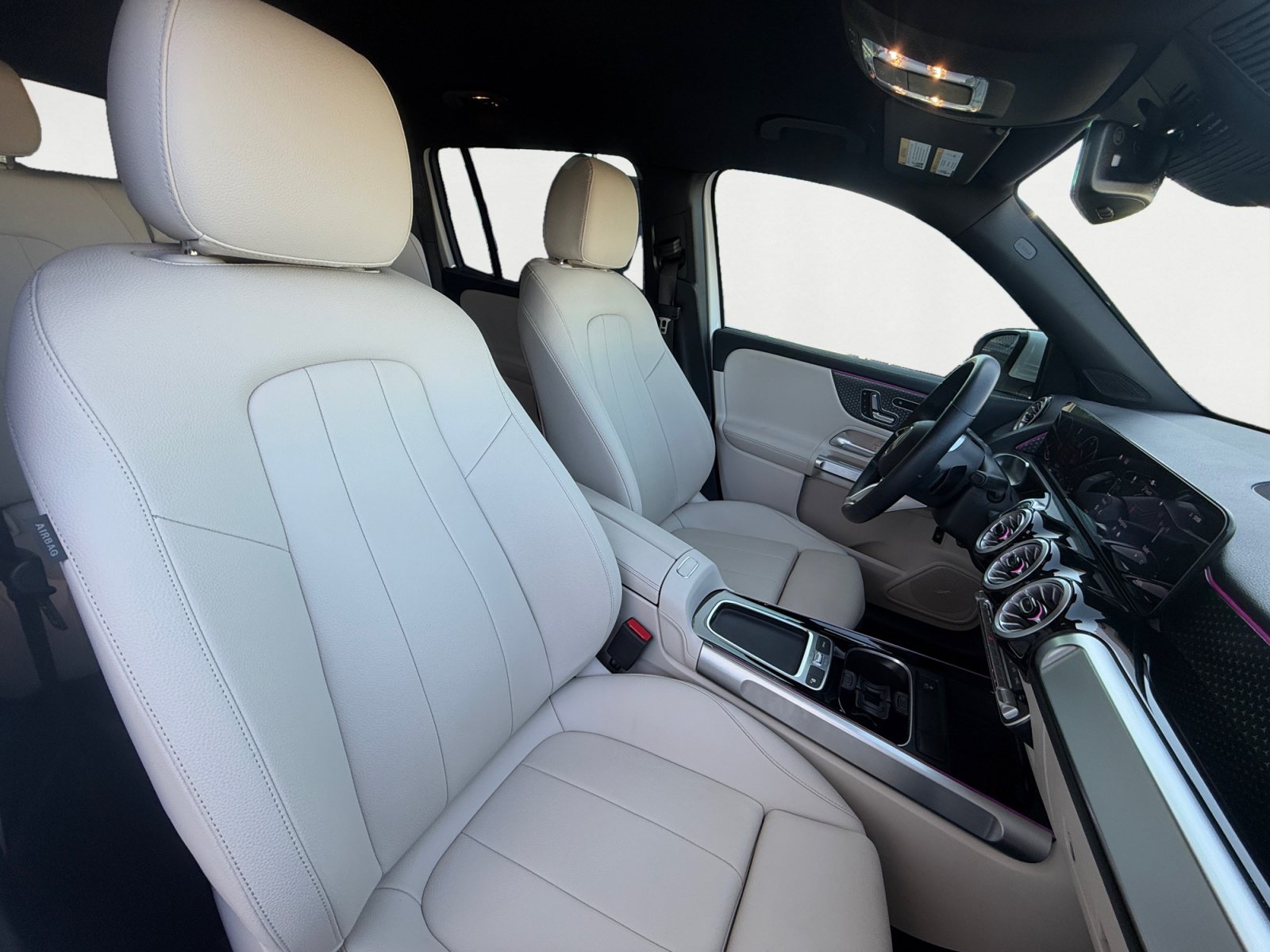 Certified 2025 Mercedes-Benz GLB 250 image 15