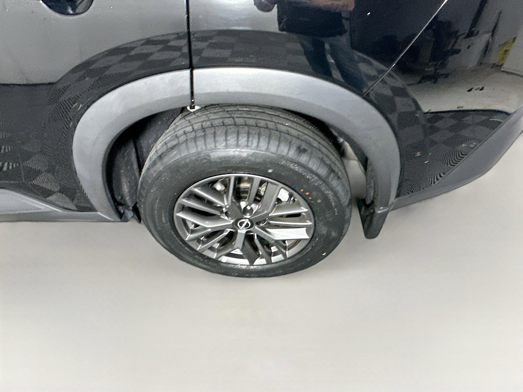 Used 2023 Nissan Rogue S image 11