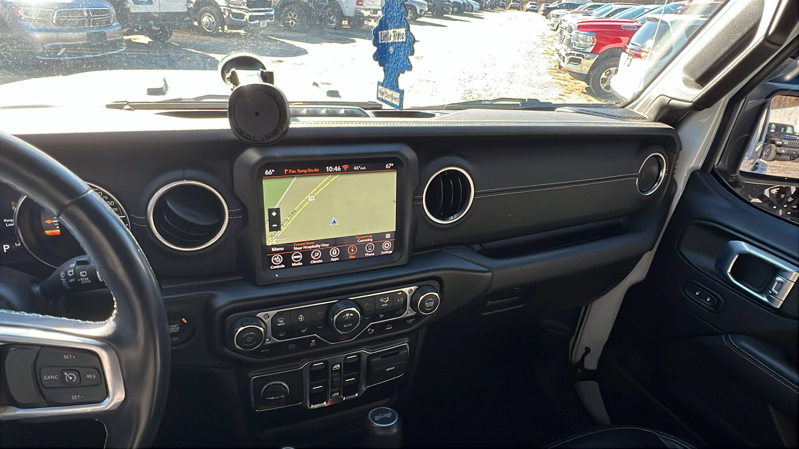 Used 2021 Jeep Wrangler Unlimited Sahara w/ Cold Weather Group image 32