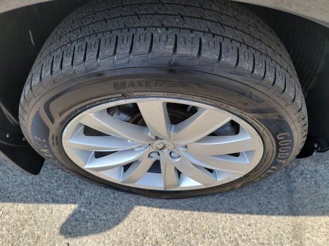 Used 2018 Volvo XC90 T6 Momentum w/ Convenience Package AWD/4WD image 39