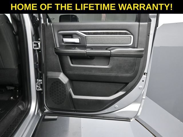Used 2022 RAM 2500 Big Horn w/ Night Edition AWD/4WD image 44