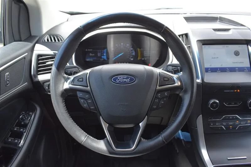Used 2020 Ford Edge SEL AWD/4WD image 14
